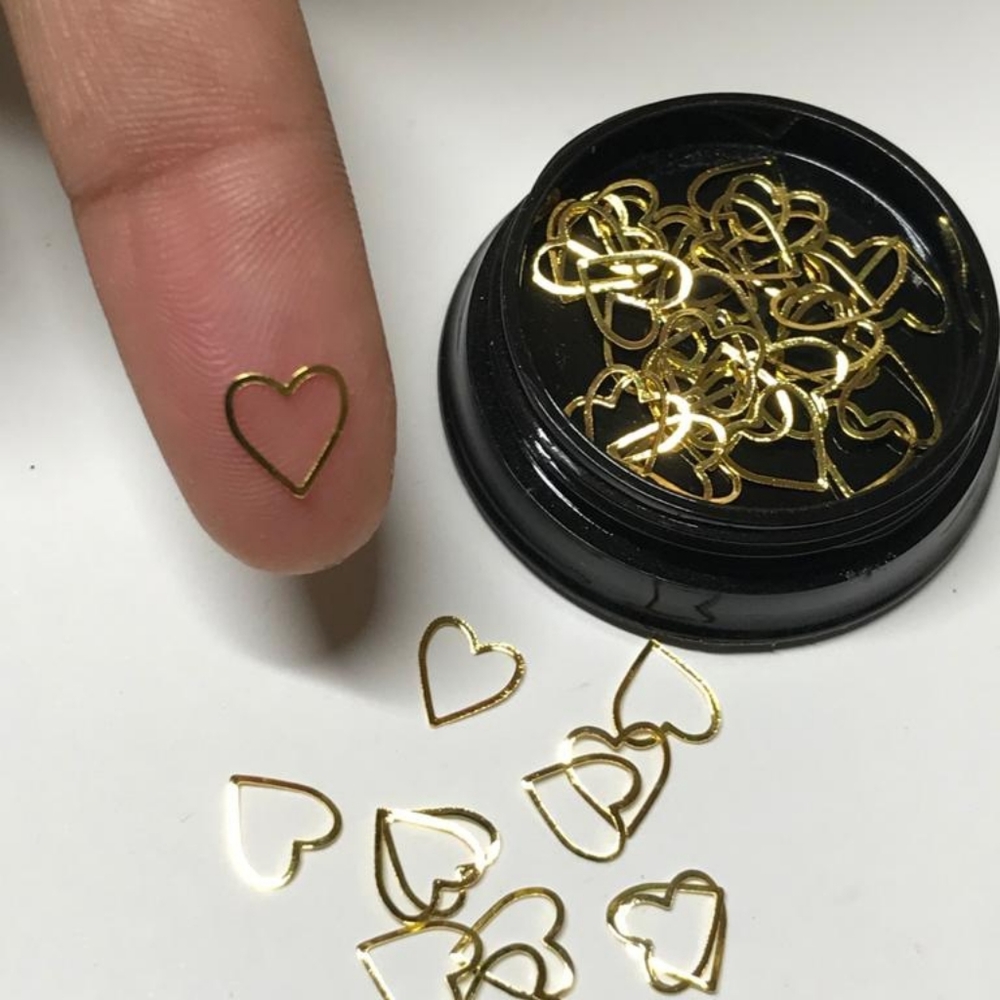 50pcs hearl charms
